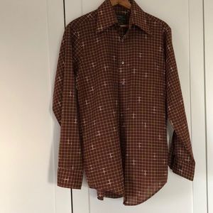 Van Heusen shirt: contemporary style + distinction